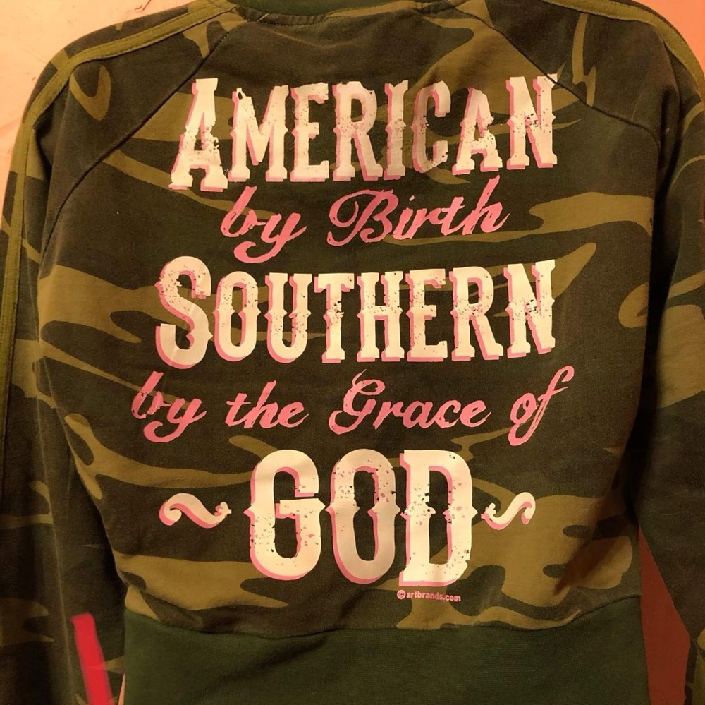 Shirts - Picture 7 of 8